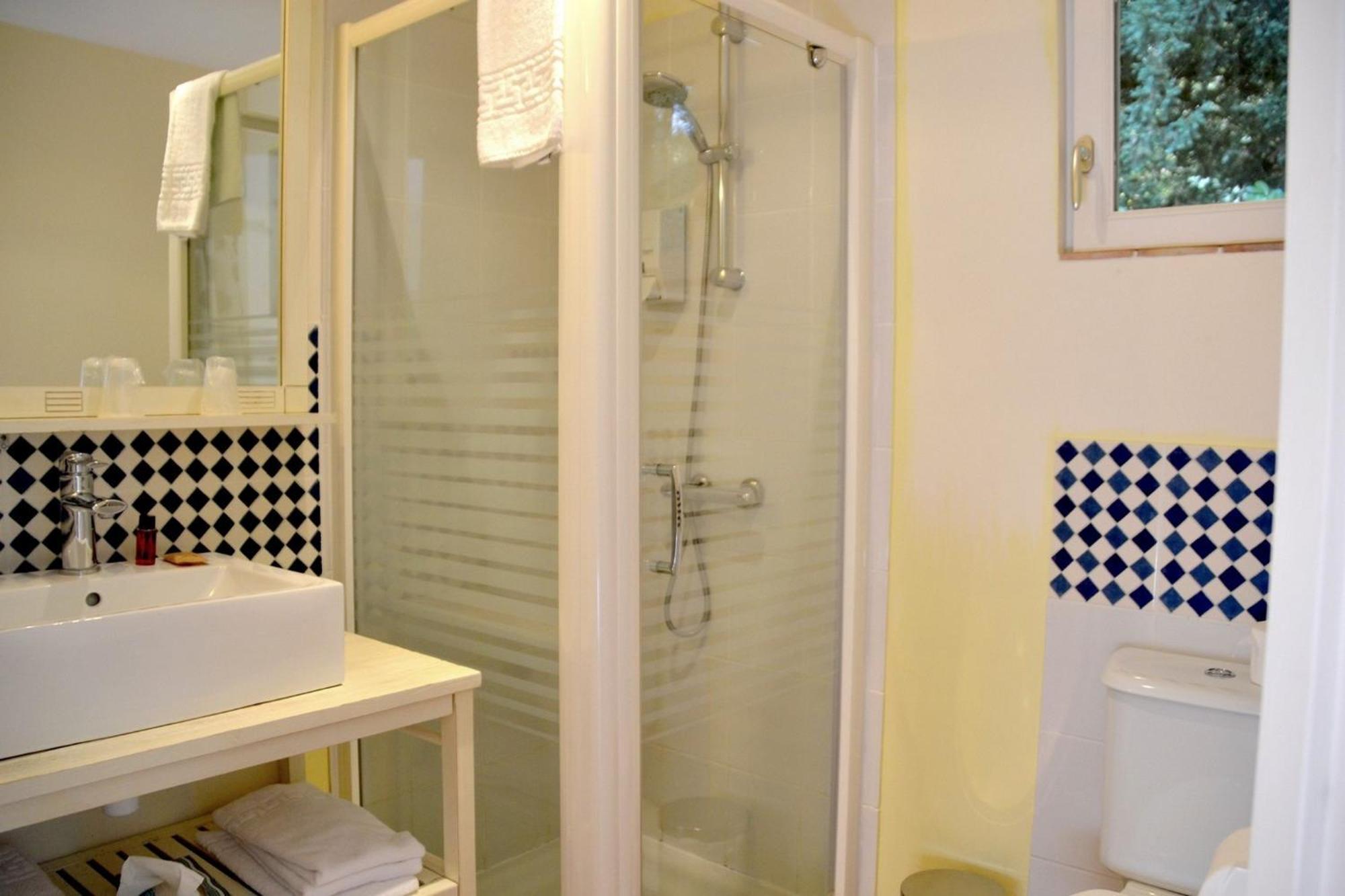 Hotel Les Grands Chenes แซงต์-ฟาร์โช ภายนอก รูปภาพ